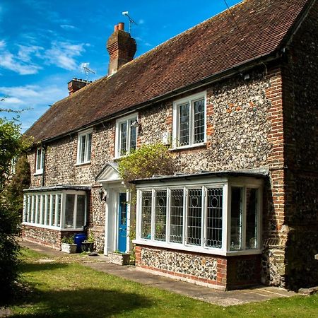 Walnut Tree House Villa Rustington Exterior photo