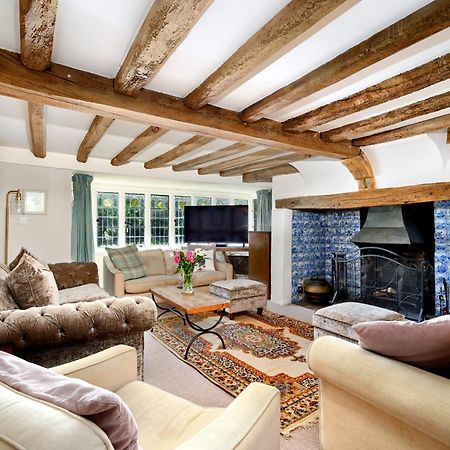 Walnut Tree House Villa Rustington Exterior photo